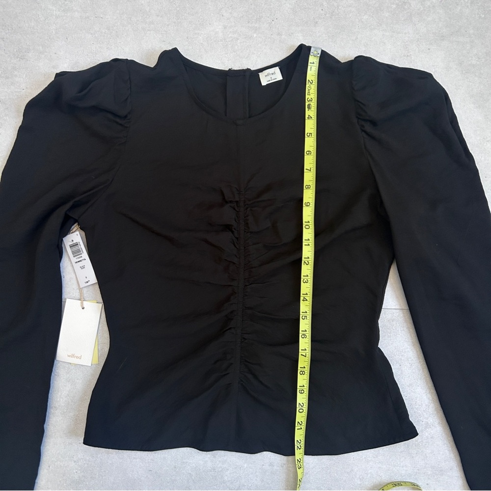 NWT Aritzia Wilfred Henrietta Blouse Black Ruched Puff Sleeve Size 8 - Picture 13 of 16